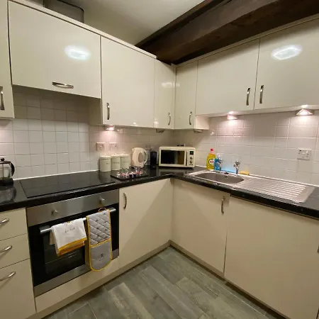 Apartmán Cosy Riverside - Woodsmill Quay Free Parking *