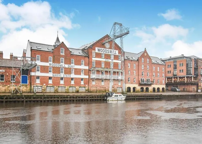 Cosy Riverside - Free Parking شقة يورك