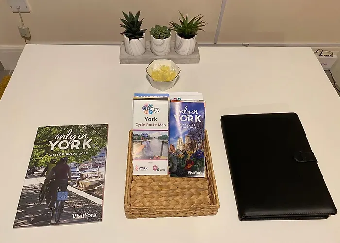 Cosy Riverside - Free Parking شقة *