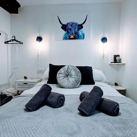 Cosy Riverside - Free Parking York