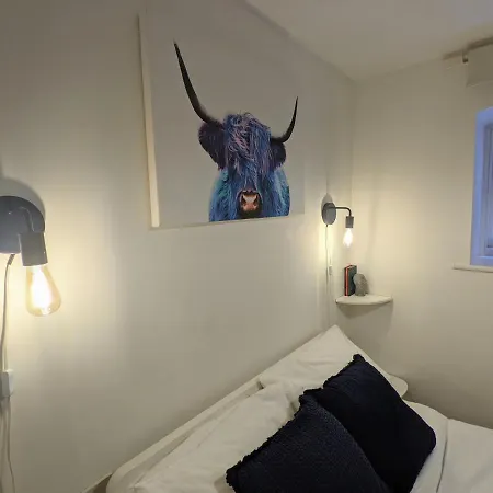 Cosy Riverside - Free Parking Appartement